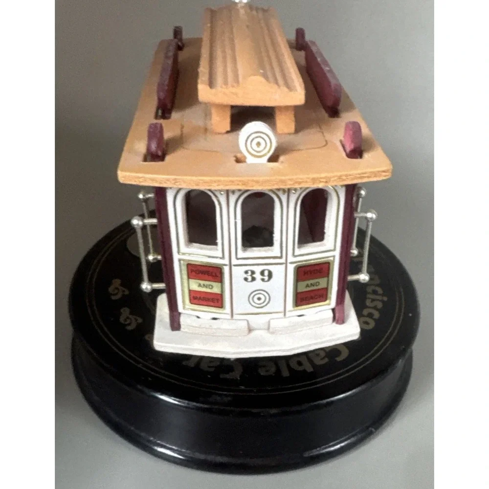 Working I Left My Heart In San Francisco Rotating Cable Car Music Turntable